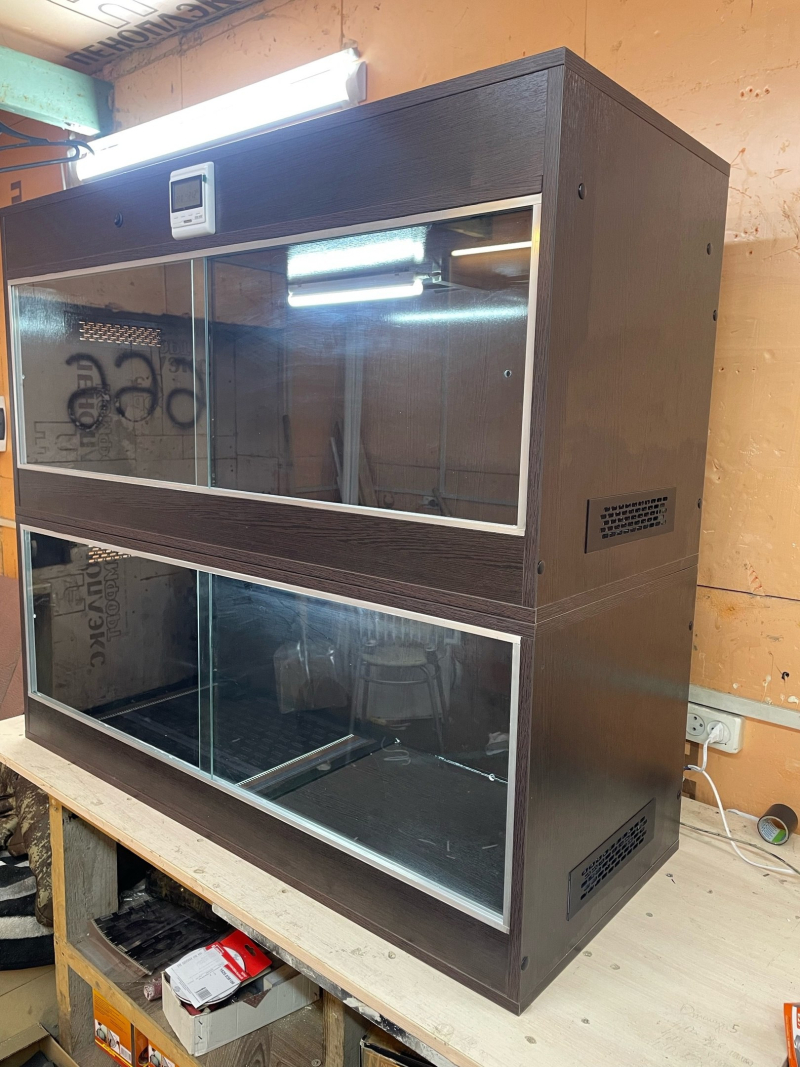 Террариумы и террариумные стойки, стеллажи Террариумы и террариумные стойки, стеллажи