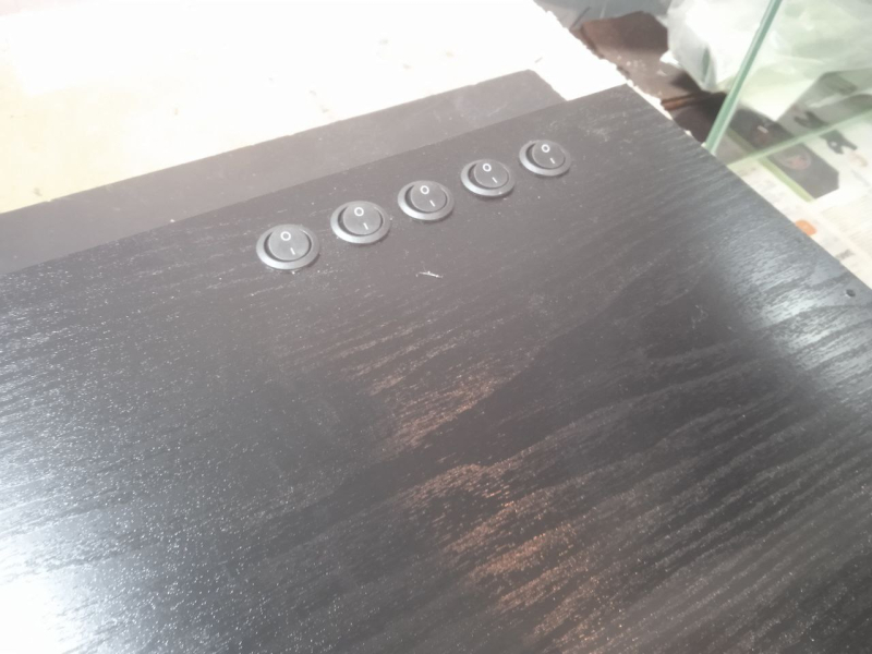 Аквариумная крышка из пластика Аквариумная крышка из пластика