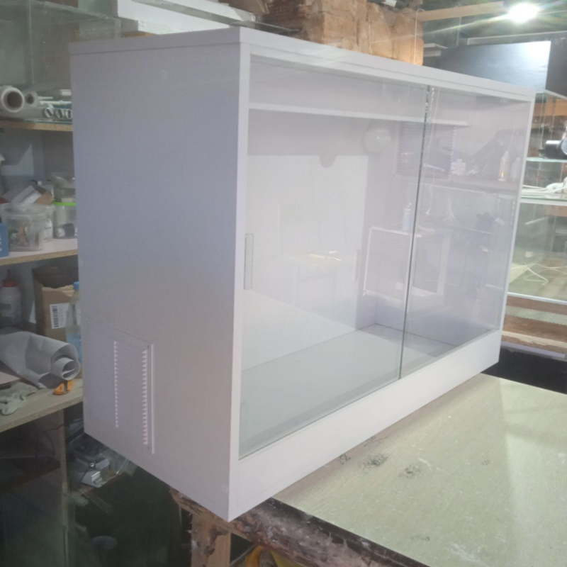 Террариум из ЛДСП