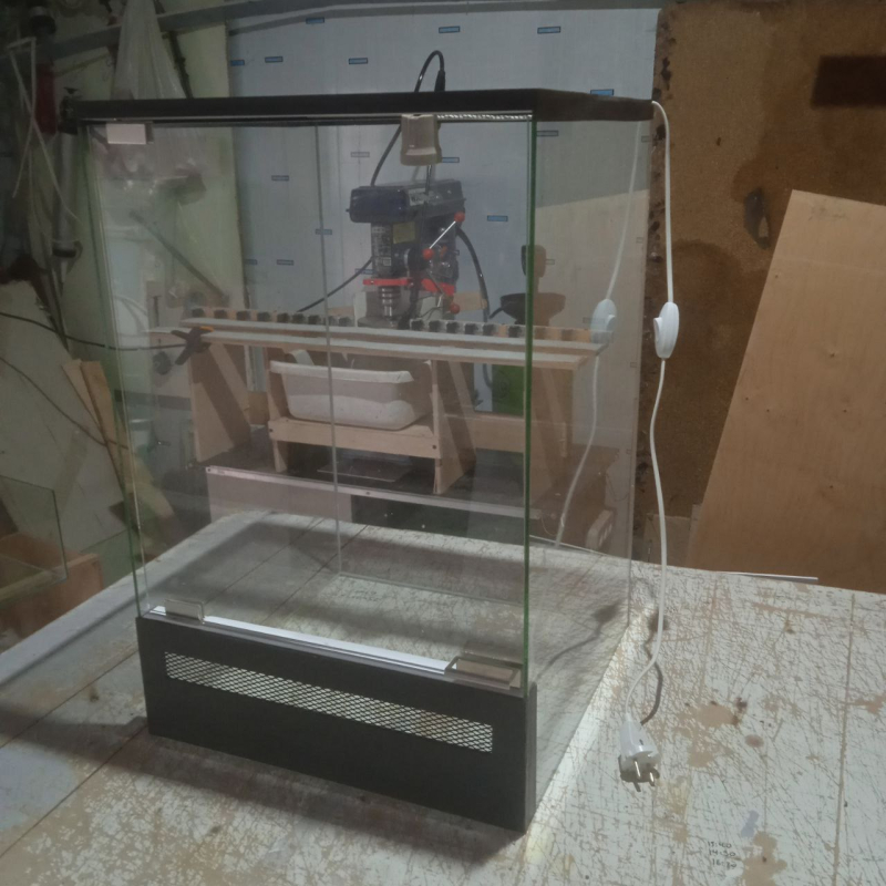 Террариум для бананоеда