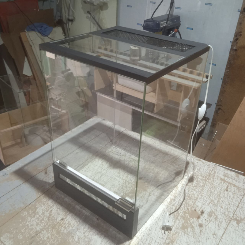 Террариум для бананоеда